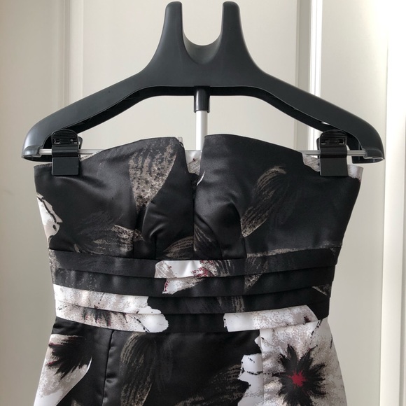 Cocktail dress - Picture 2 of 2